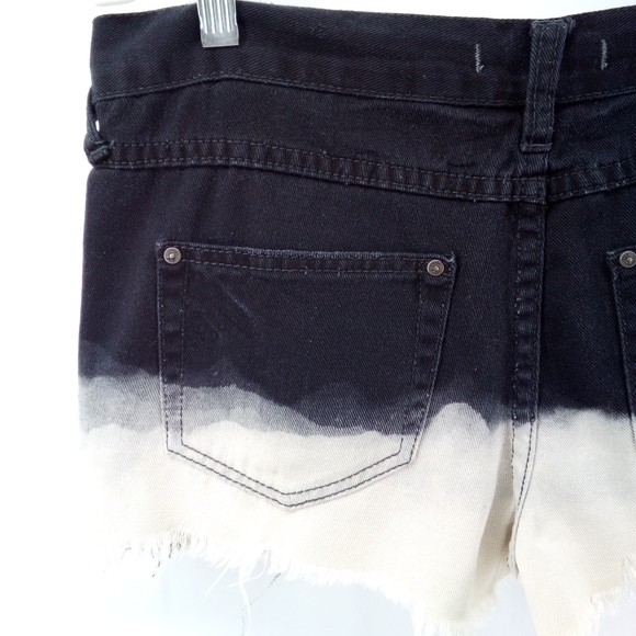 Free People Bleached Black White Shorts Raw Hem 100% Cotton W 26 Boho Cut Off - Picture 10 of 12